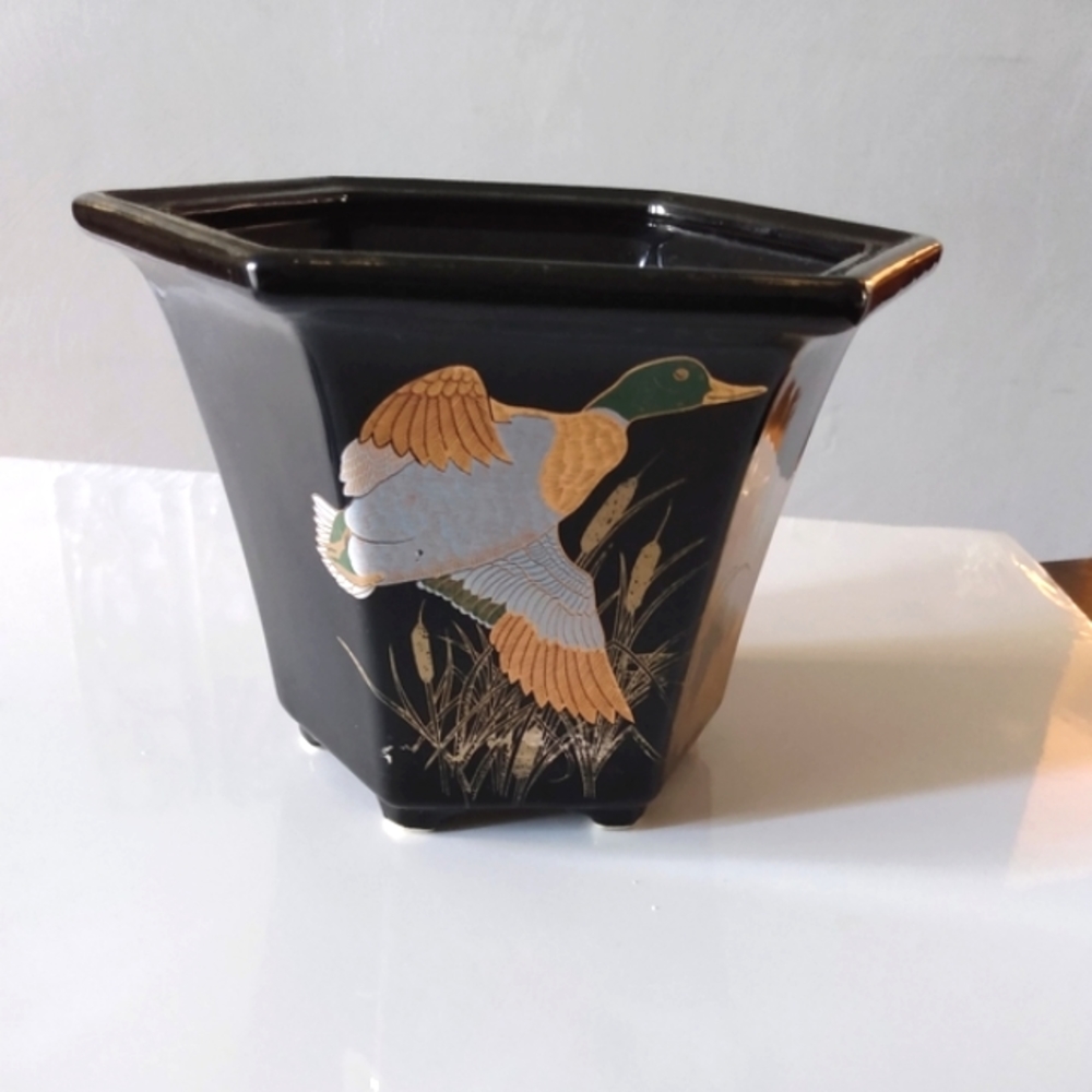 Vintage Mallard planter vase